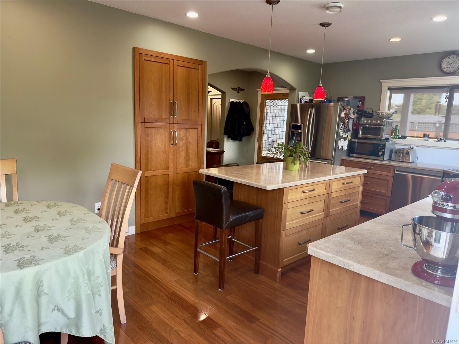 599 Hillcrest Ave, Ladysmith, BC