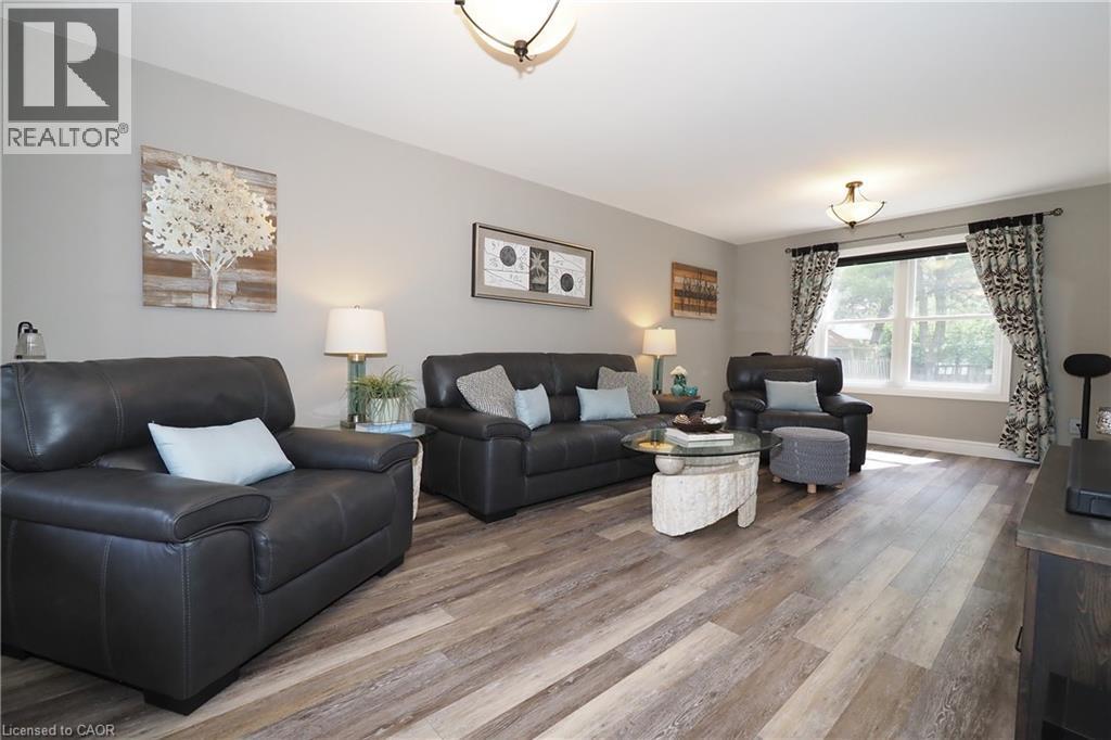 324 Cooper Street, Cambridge, ON