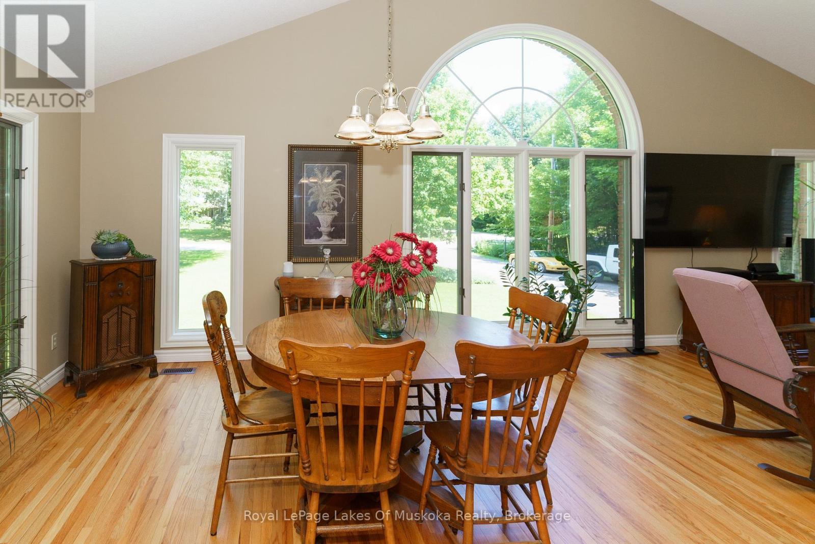 1020 Amelia Crescent, Gravenhurst (Morrison), ON