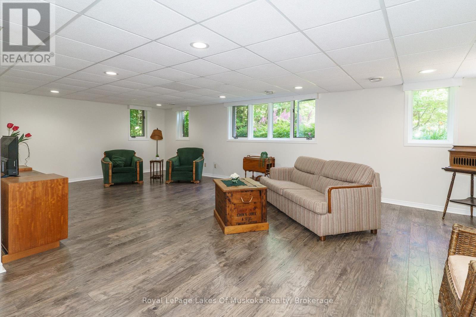 1020 Amelia Crescent, Gravenhurst (Morrison), ON