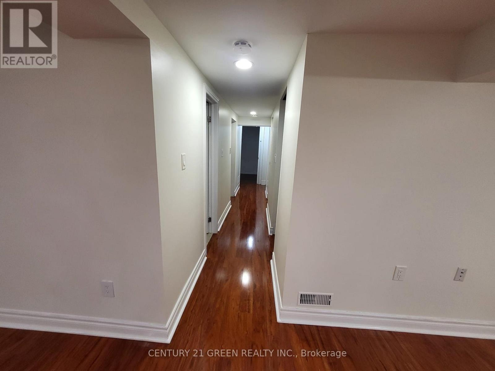 Bsmt - 37 Ravenview Drive, Toronto, ON