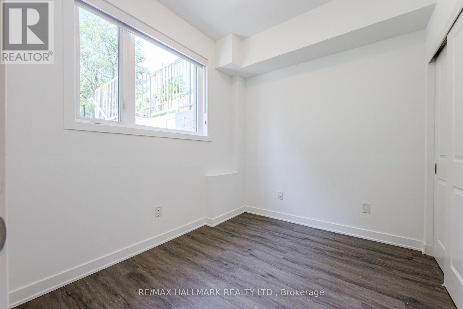 125 - 37 Danforth Road, Toronto, ON