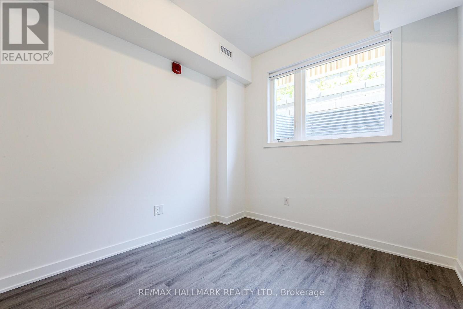 125 - 37 Danforth Road, Toronto, ON