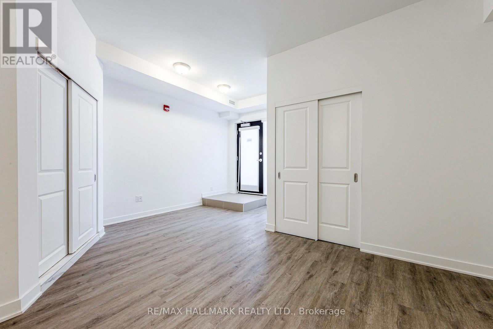 125 - 37 Danforth Road, Toronto, ON