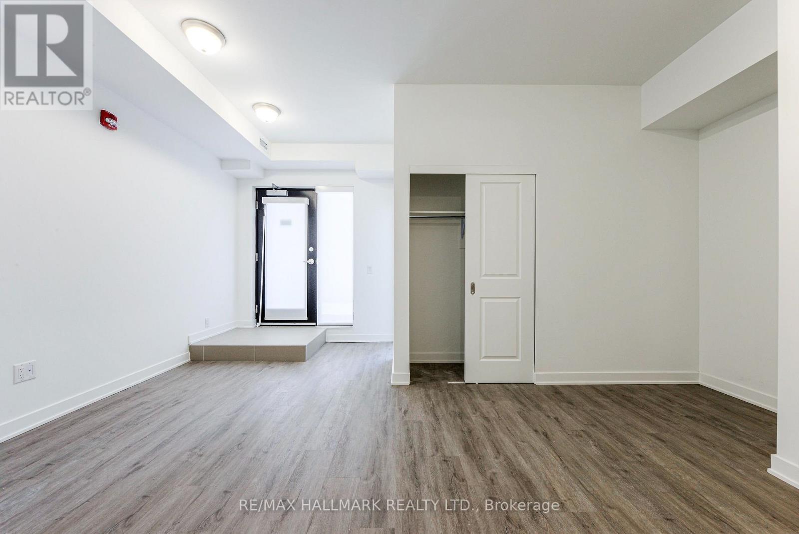 125 - 37 Danforth Road, Toronto, ON