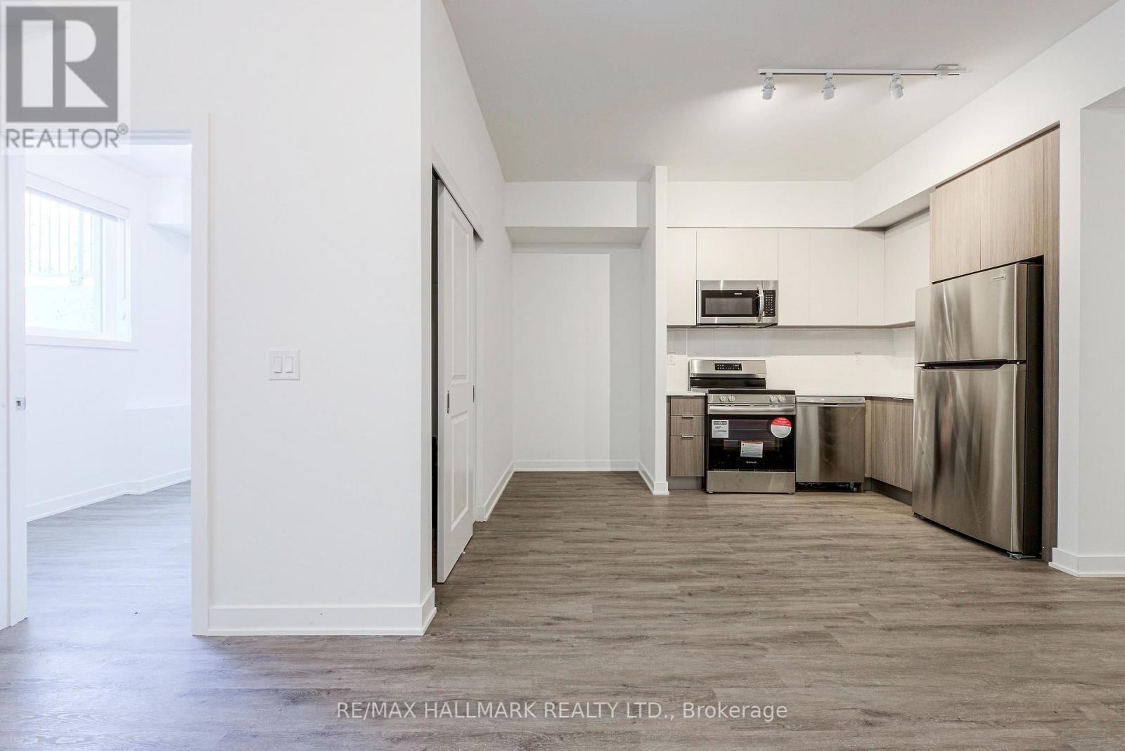 125 - 37 Danforth Road, Toronto, ON