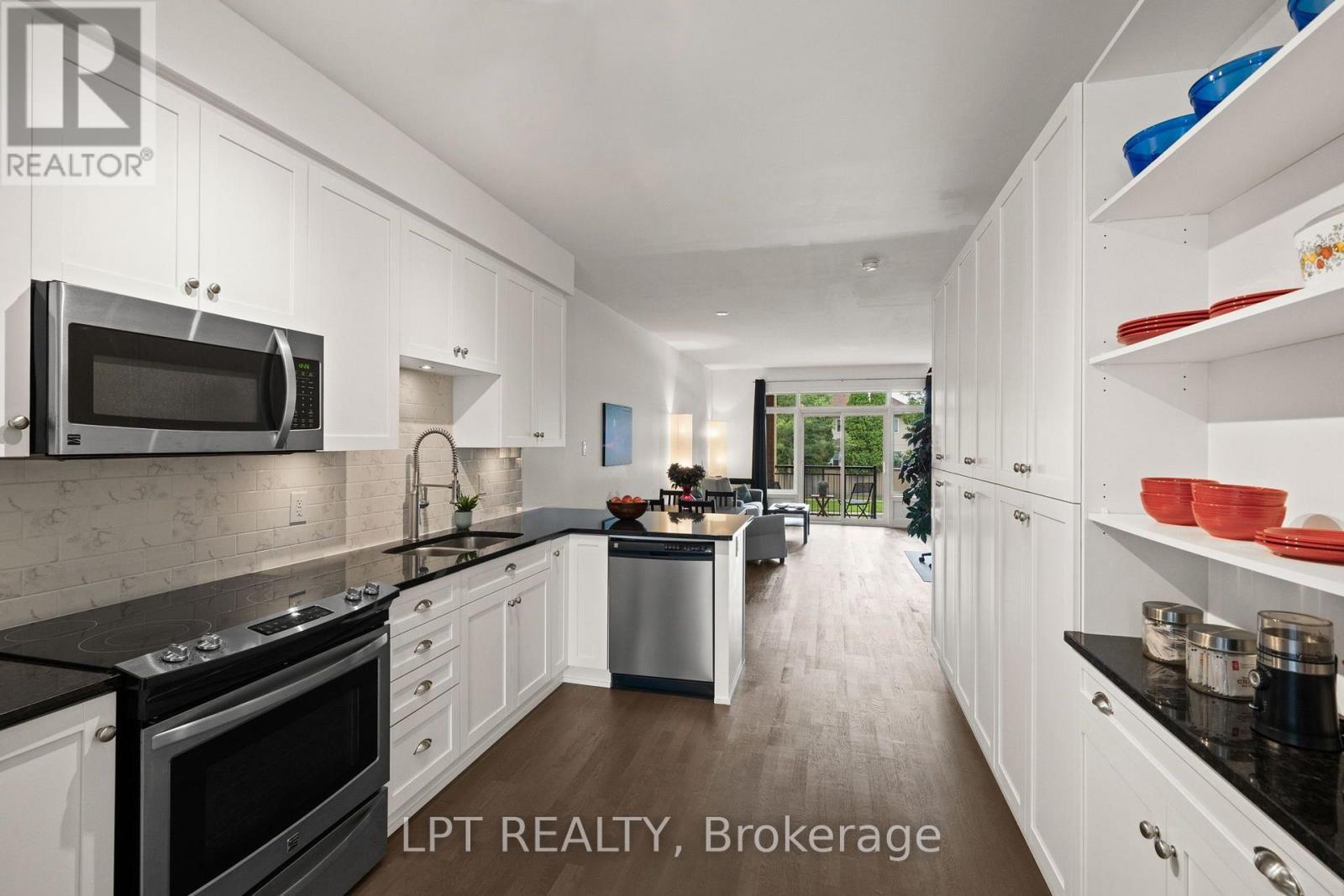 21 Bergeron Private, Ottawa, ON