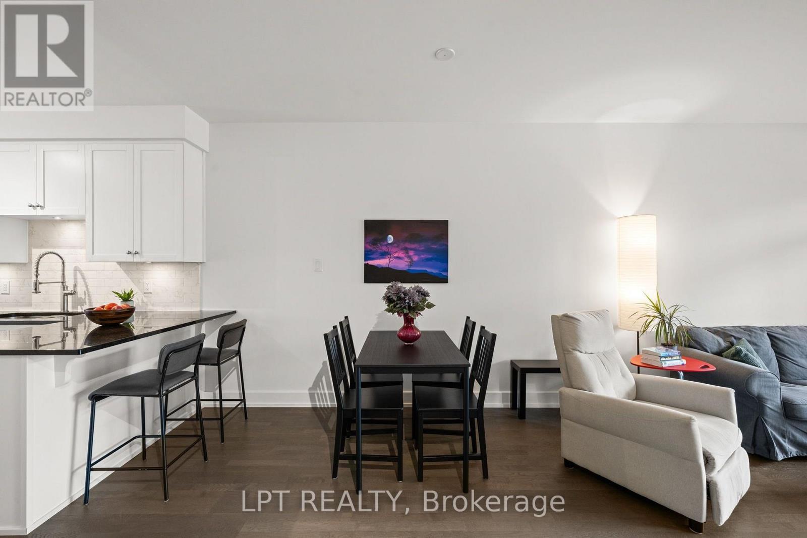 21 Bergeron Private, Ottawa, ON