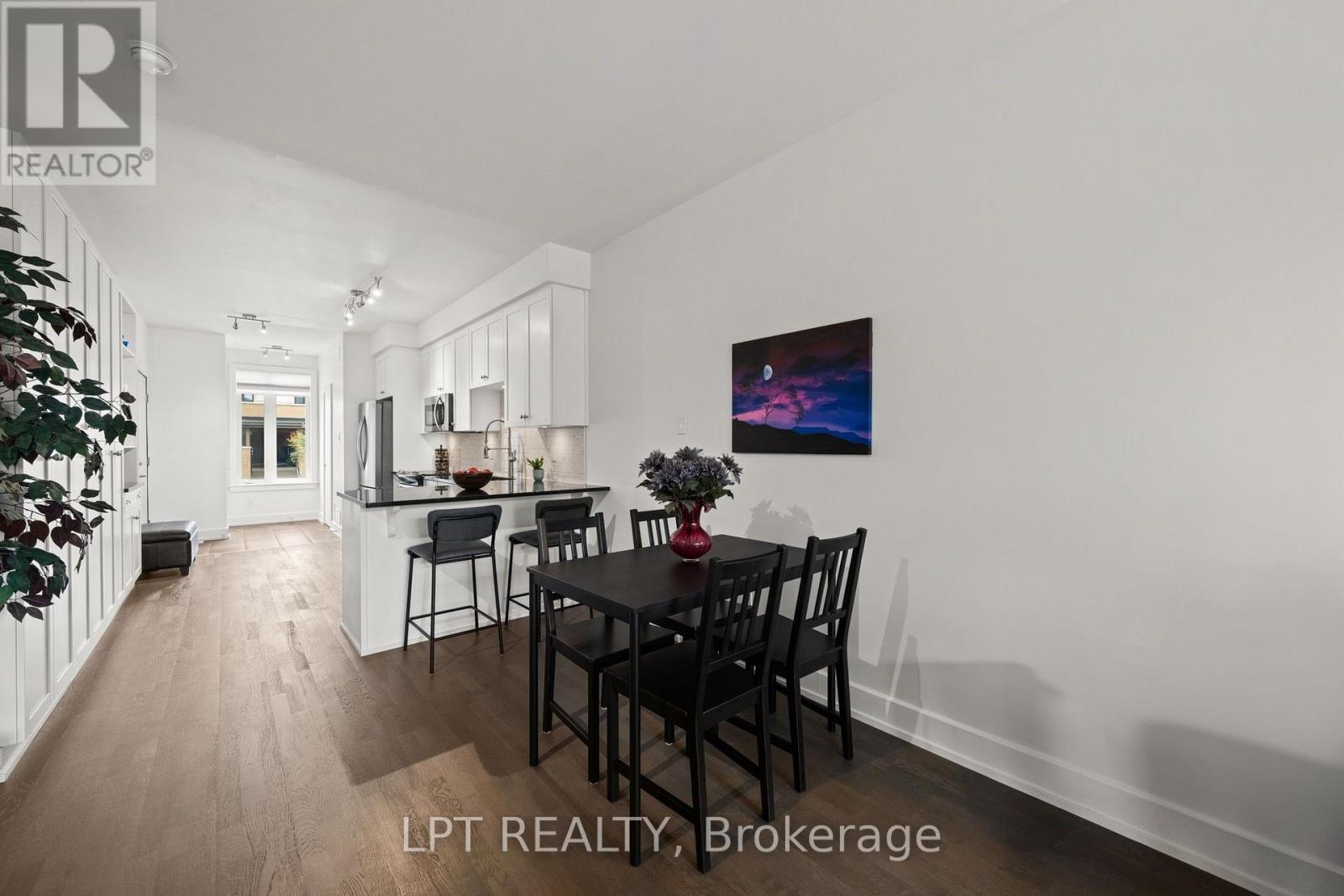 21 Bergeron Private, Ottawa, ON