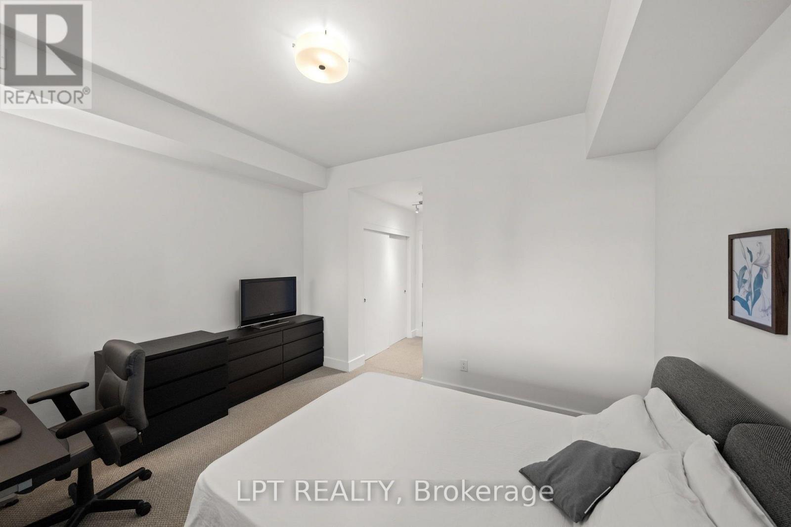 21 Bergeron Private, Ottawa, ON