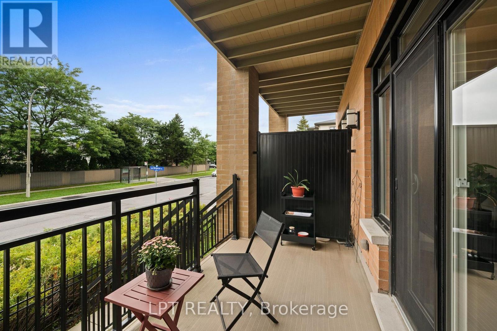 21 Bergeron Private, Ottawa, ON