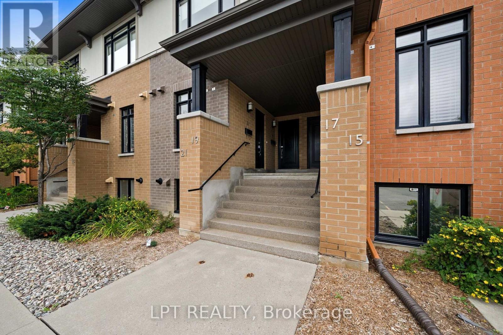 21 Bergeron Private, Ottawa, ON