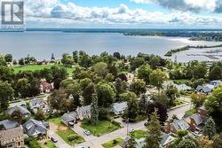 Walking Distance To Lake Couchiching - 