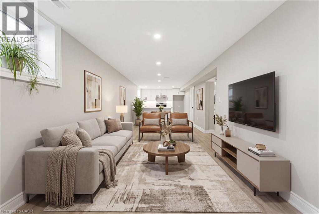 Virtually Staged - 17 Broadmore Avenue, St. Catharines, ON