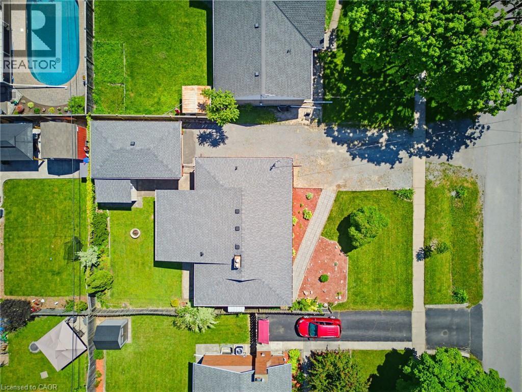 17 Broadmore Avenue, St. Catharines, ON