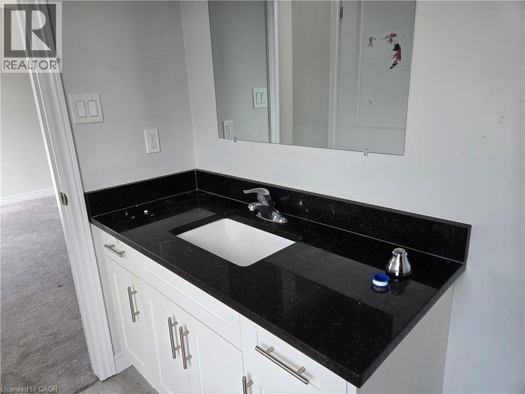 28 Alayche Trail, Welland, ON