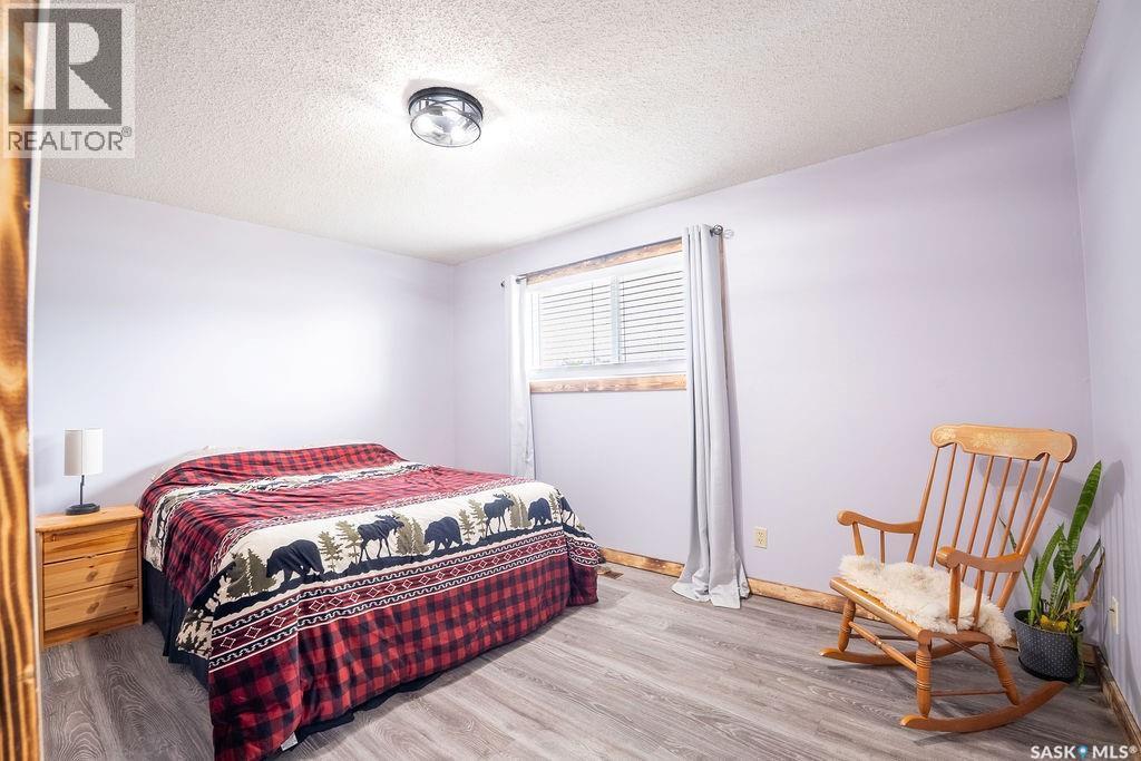 701 1St Street, Hanley, SK