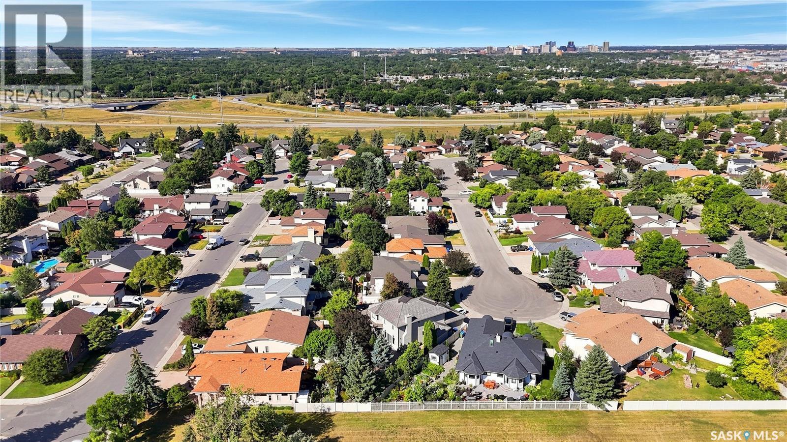 1719 Clive Bay E, Regina, SK