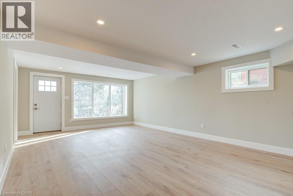 155 Doon Road Unit# Upper, Kitchener, ON