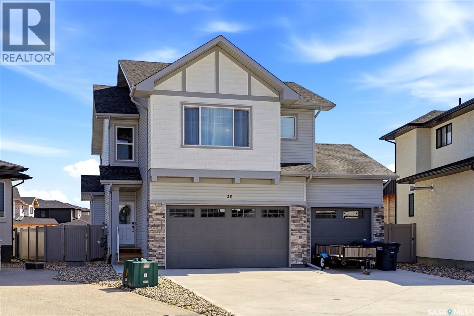 34 Mackenzie Crescent, Pilot Butte, SK