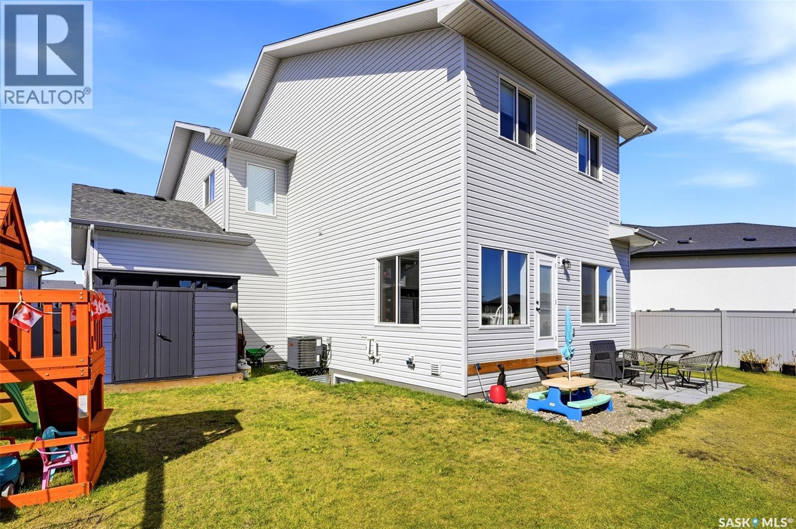 34 Mackenzie Crescent, Pilot Butte, SK