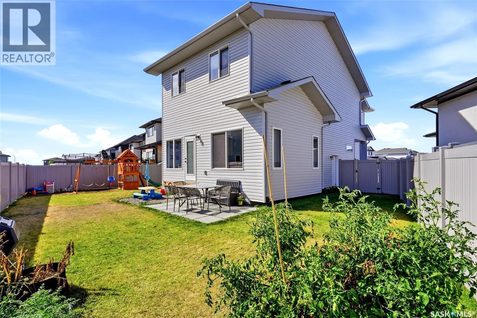 34 Mackenzie Crescent, Pilot Butte, SK