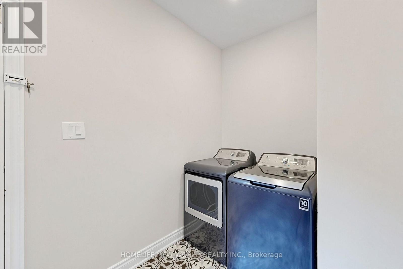 3973 Rolling Valley Drive, Mississauga, ON