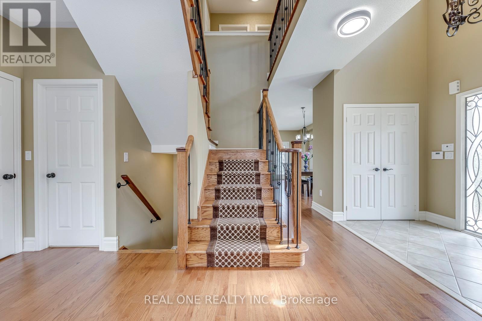 4201 Prudham Avenue, Burlington, ON