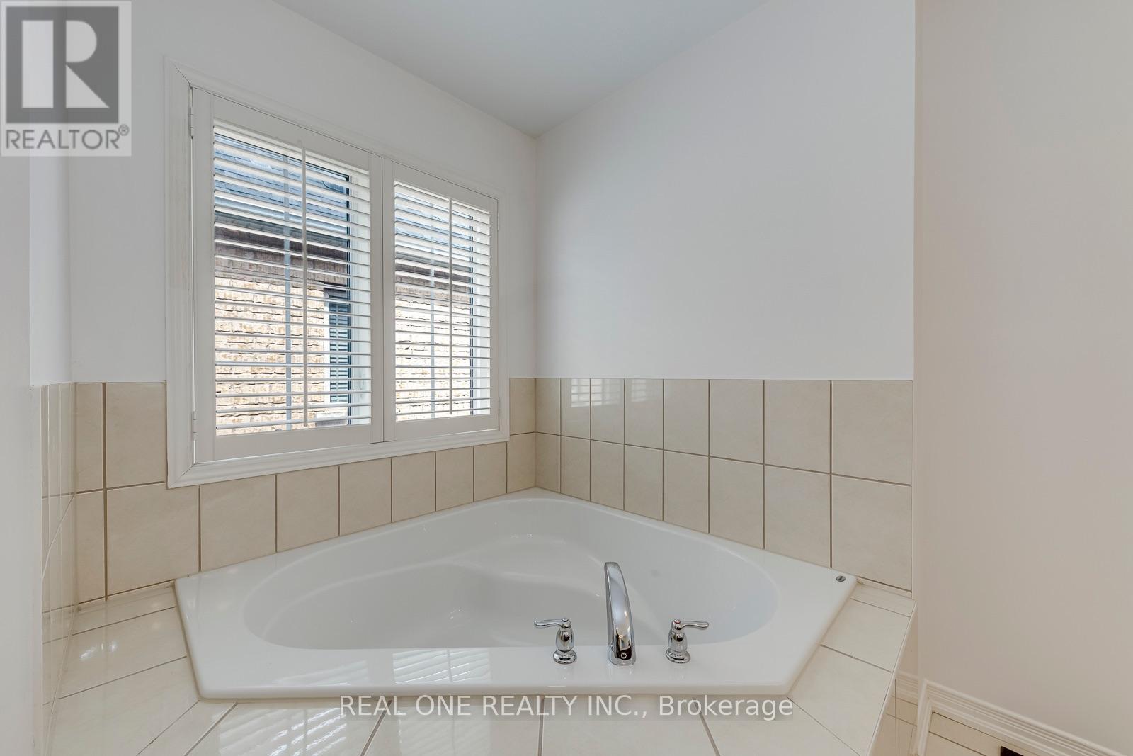 4201 Prudham Avenue, Burlington, ON