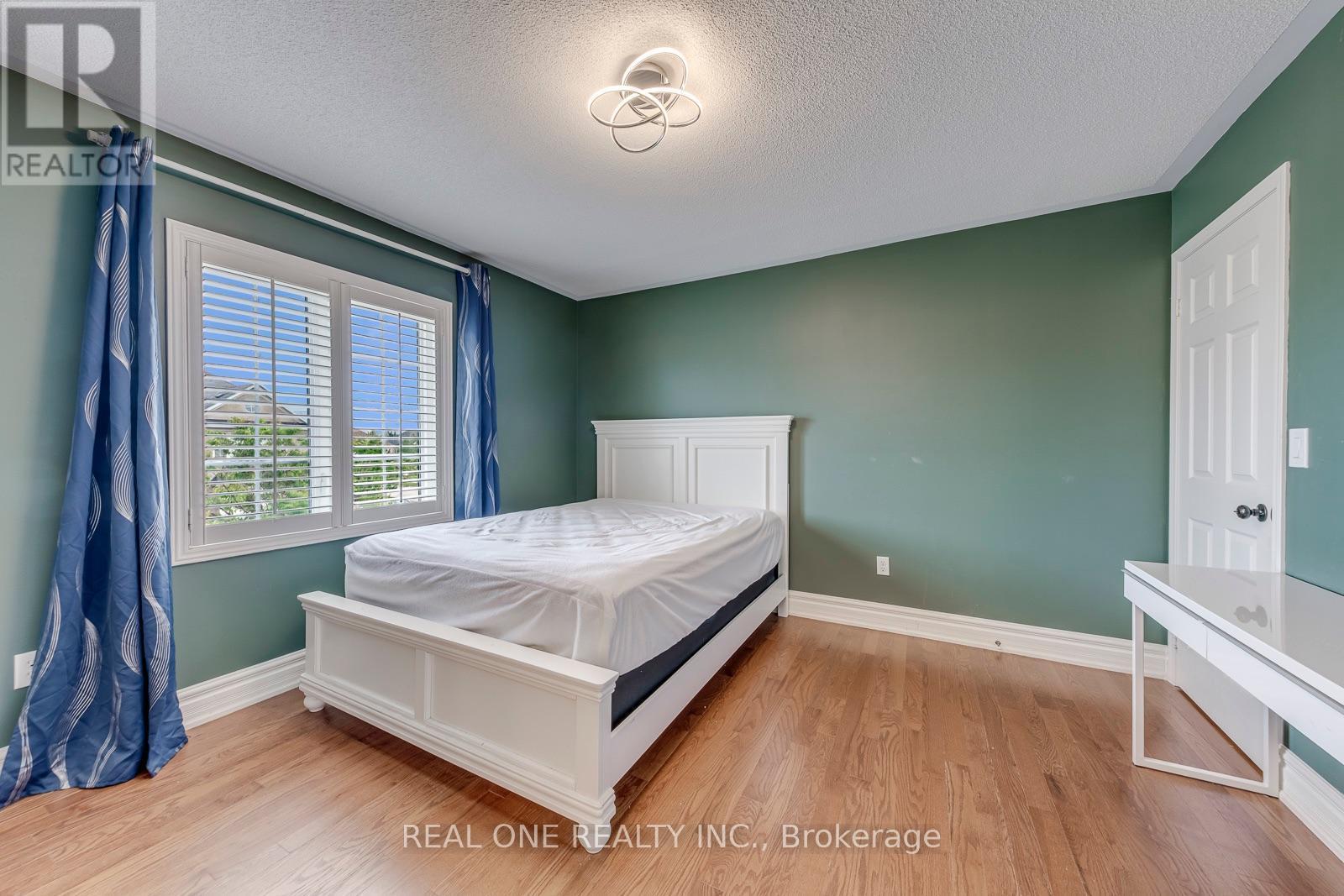 4201 Prudham Avenue, Burlington, ON
