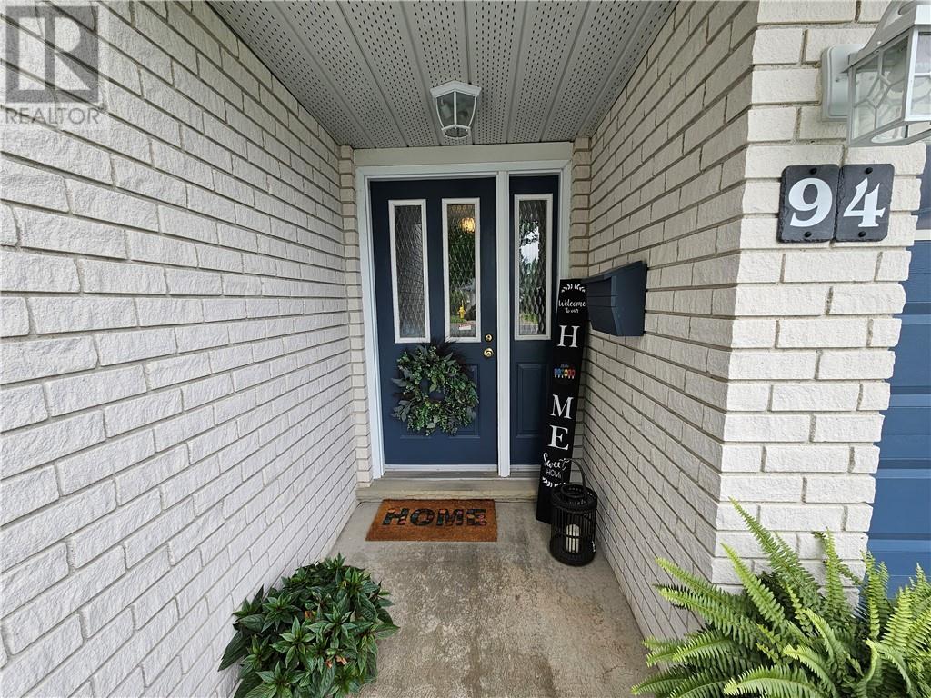 94 Renee Crescent, Garson, ON