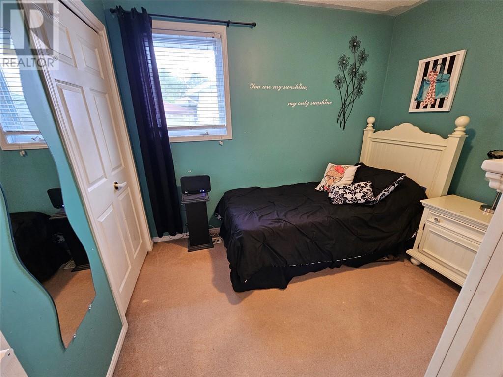 94 Renee Crescent, Garson, ON