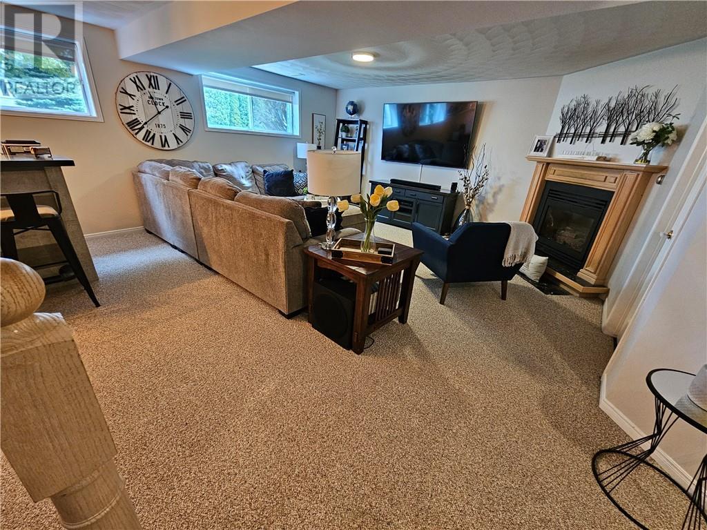 94 Renee Crescent, Garson, ON