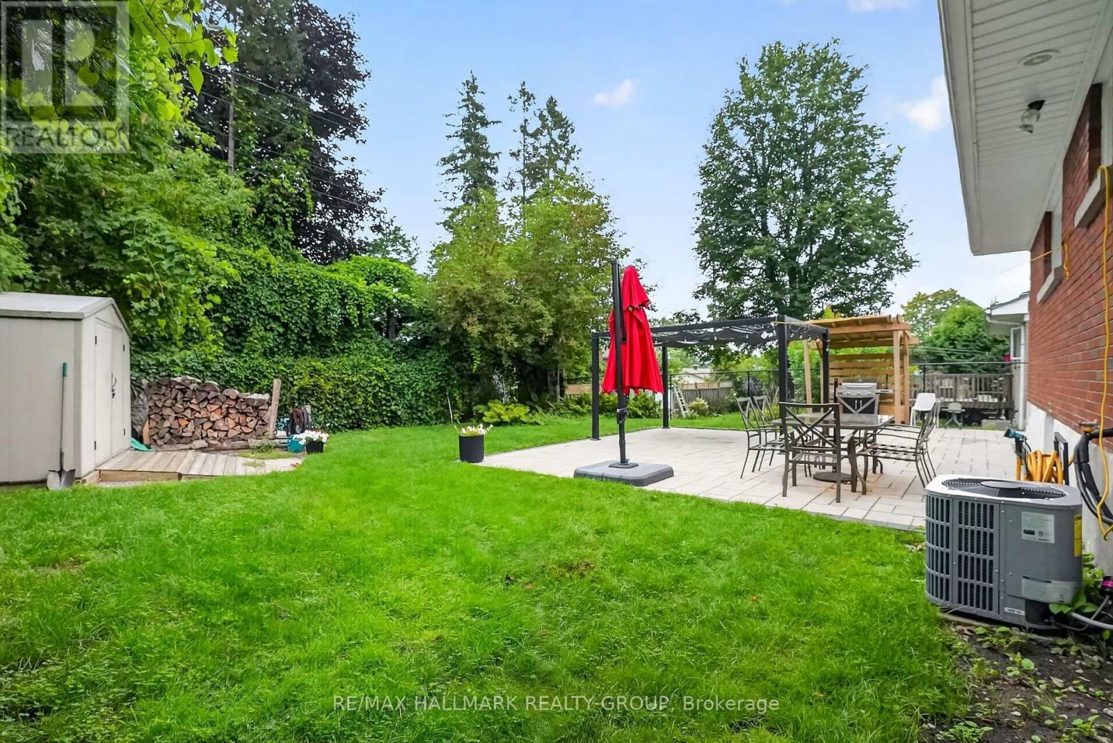 987 Neville Street, Ottawa, ON