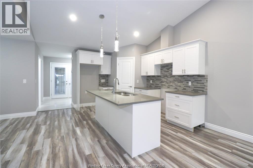 3559 Hallee, Windsor, ON