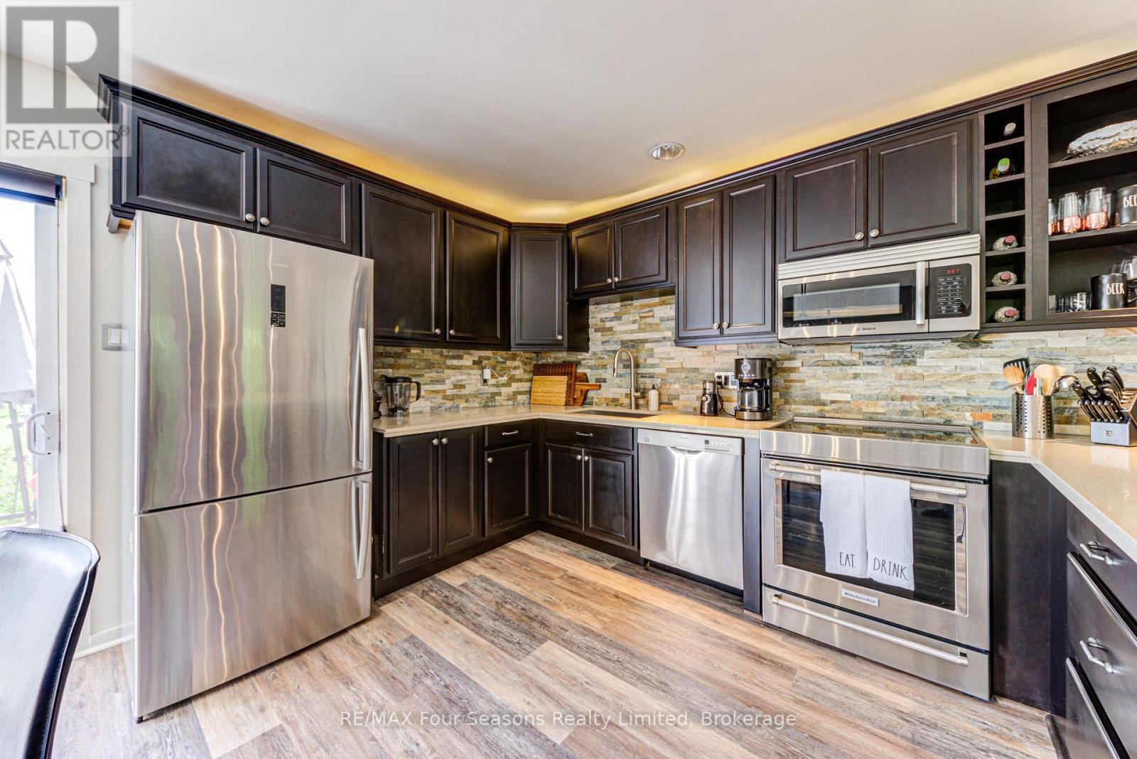471 Oxbow Crescent, Collingwood, ON