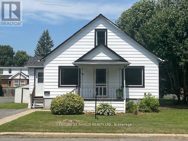 513 Fourth Street E, Cornwall, ON