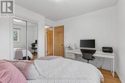 Double Mirrored Closet - 