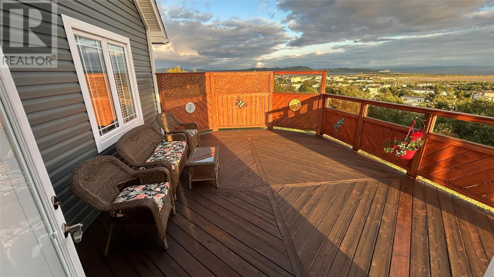 11 Kentucky Loop, Stephenville, NL