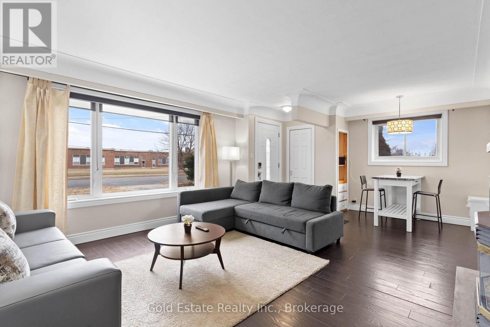 298 Barton Street, Hamilton, ON