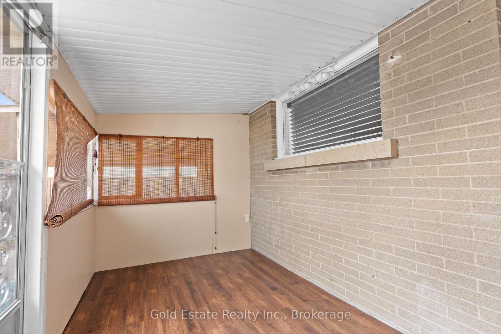 298 Barton Street, Hamilton, ON