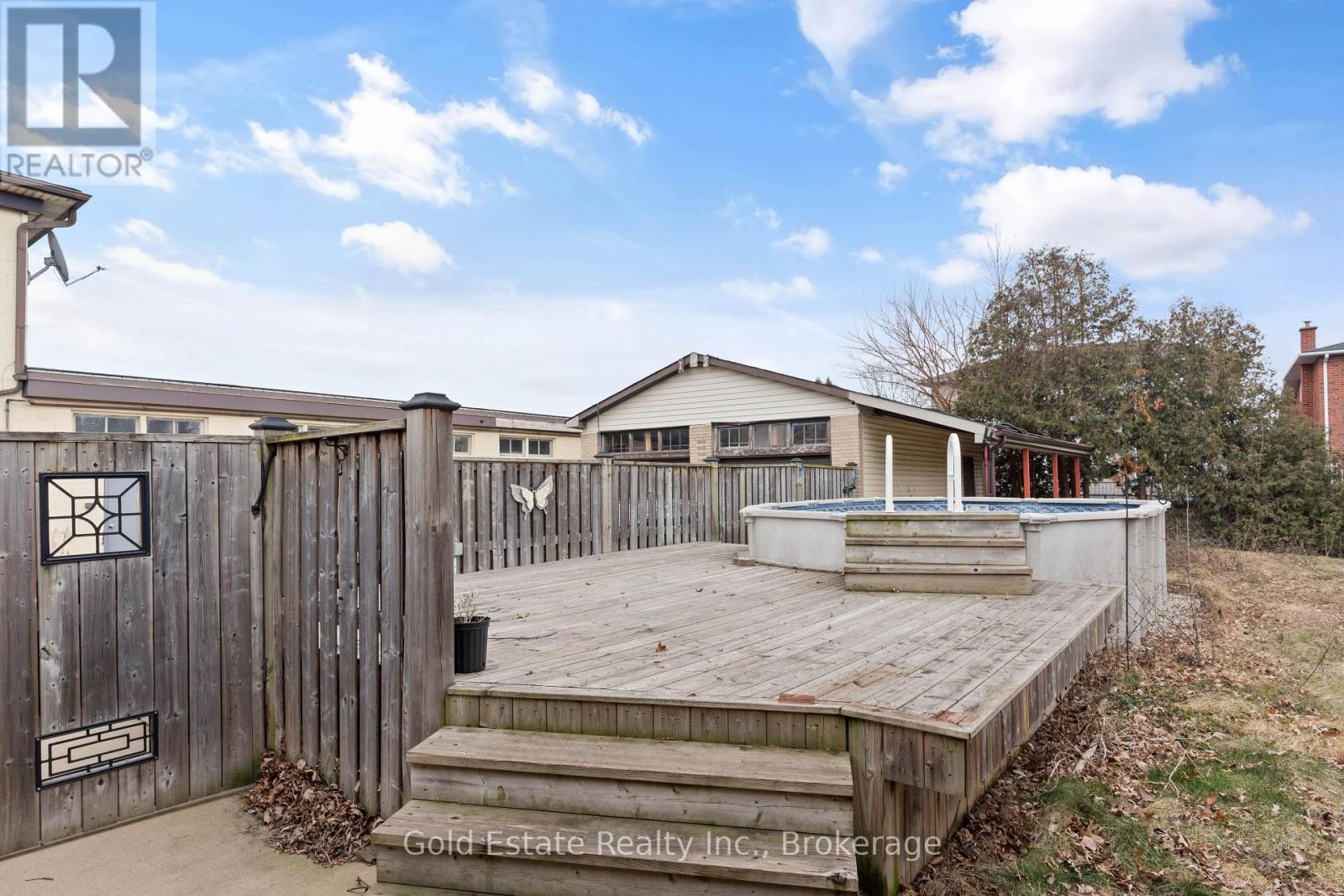 298 Barton Street, Hamilton, ON