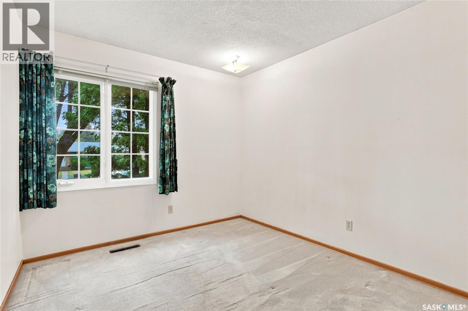 630 Acadia Drive, Saskatoon, SK