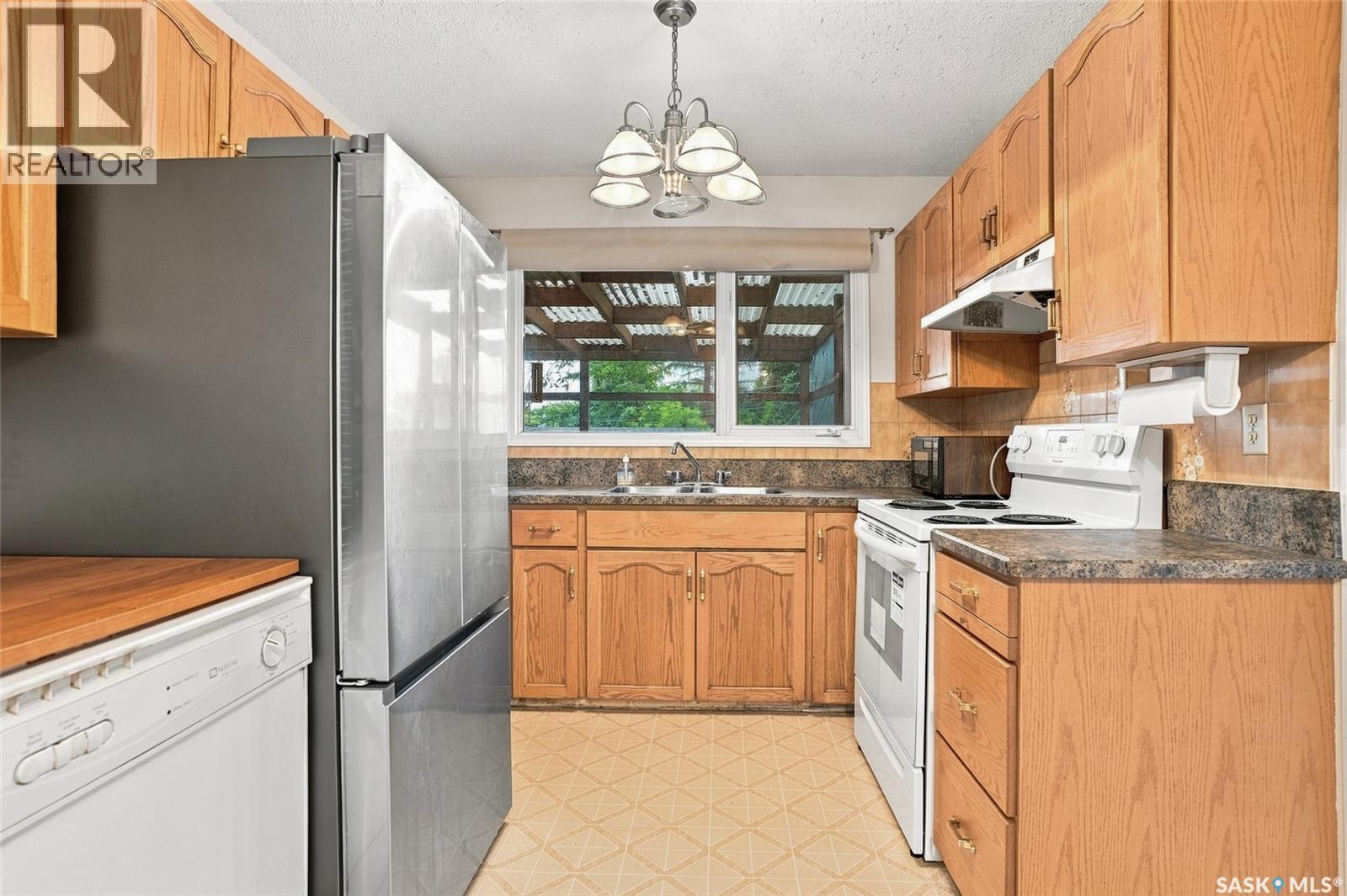 630 Acadia Drive, Saskatoon, SK