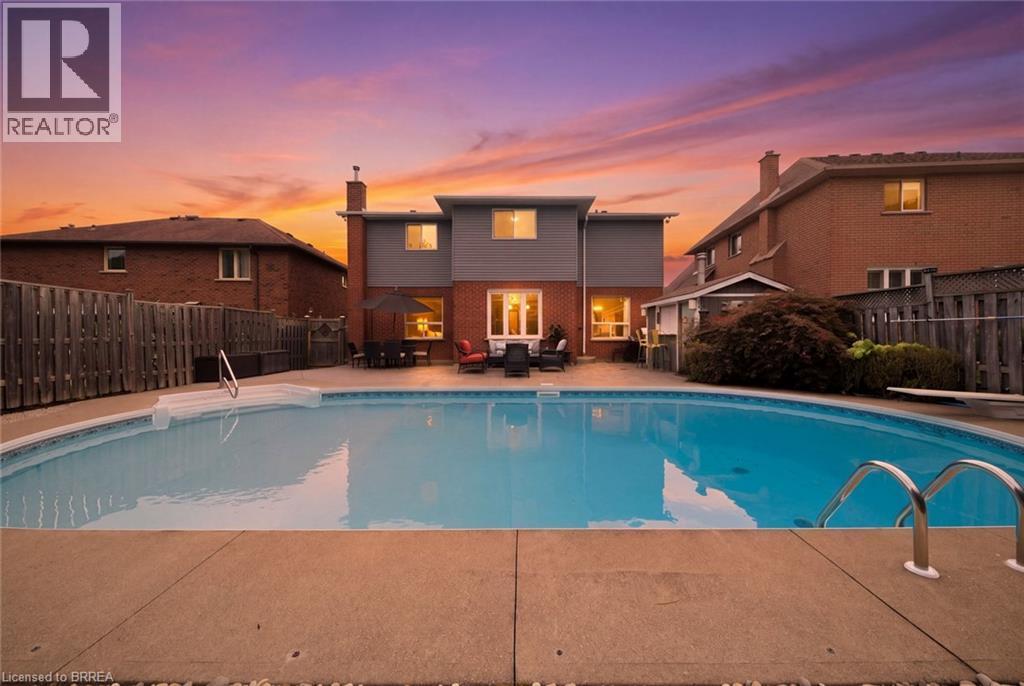 92 National Drive, Hamilton, ON