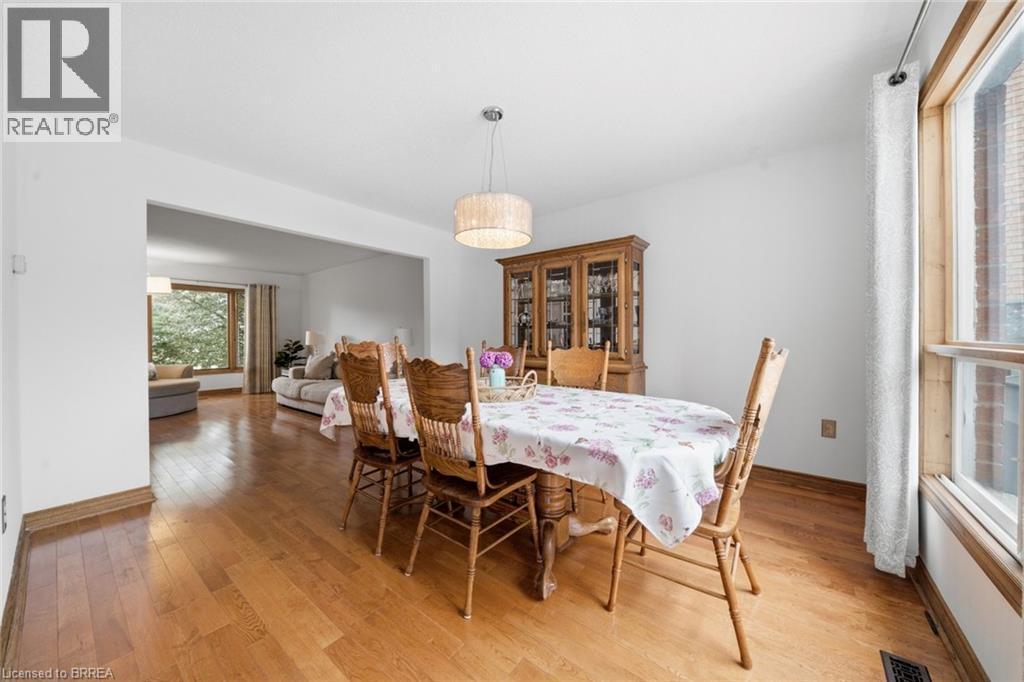 92 National Drive, Hamilton, ON