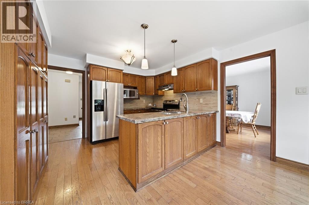 92 National Drive, Hamilton, ON