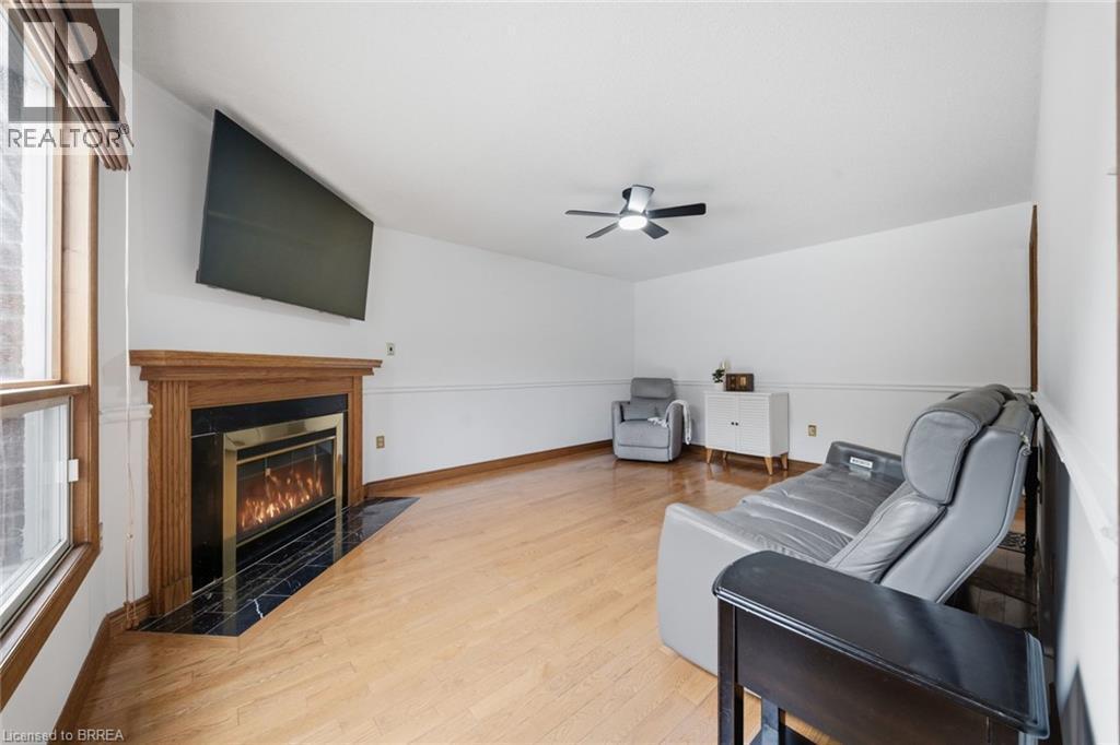 92 National Drive, Hamilton, ON