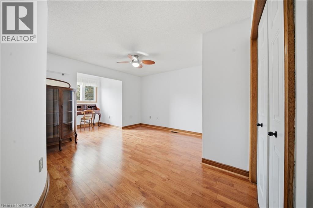 92 National Drive, Hamilton, ON