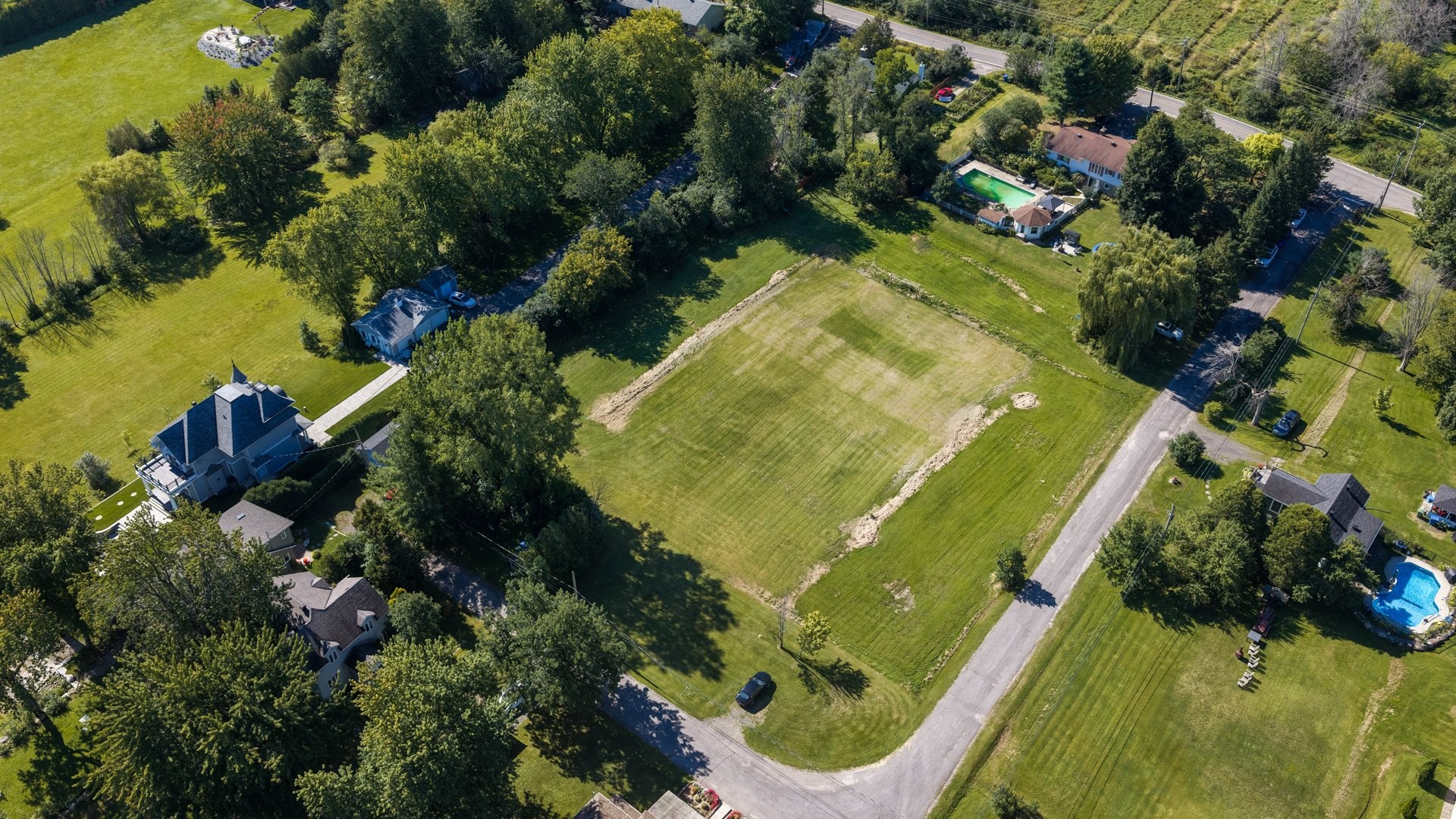 Aerial View - Rue Rousseau, Hudson, QC